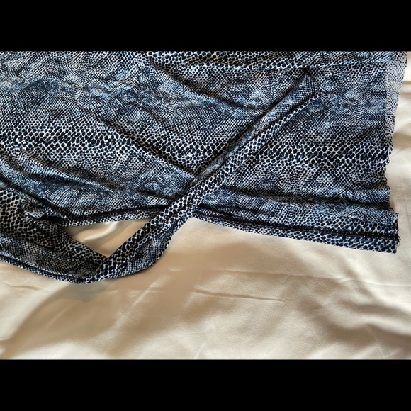 Tory Burch snakeprint thin cotton long sleeve tee - Picture 3 of 4